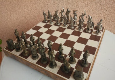 Jeu d'échecs complet antique
