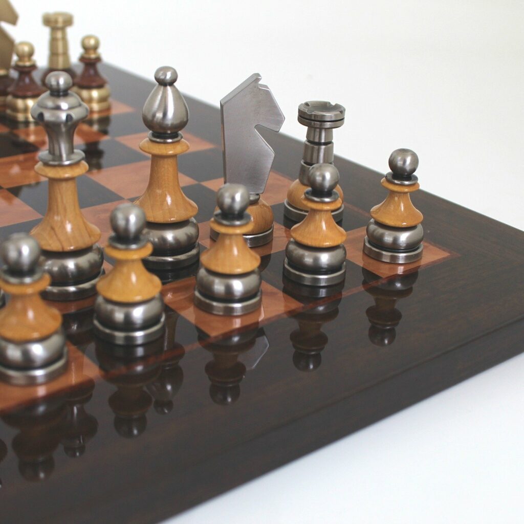 Grand échiquier En Bois Vintage 55x55 Cm – Jeu D'échecs Et Dames, Intarsia, Ouvrable