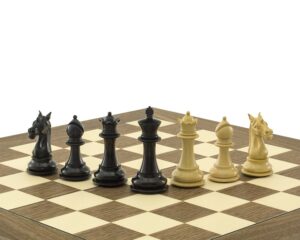 Jeu d'Échecs série Columbus en Bois d'Ébène et Bois de Buis