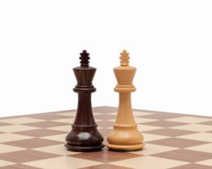 Jeu d'Échecs Staunton Classique en Bois de Rose et Bois de Buis