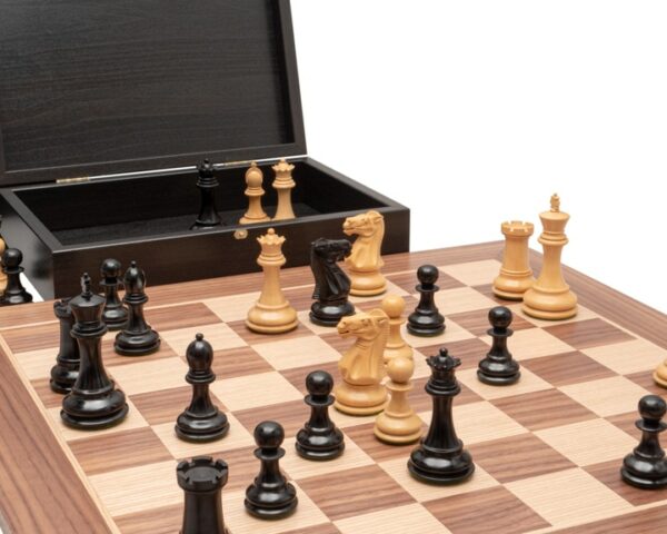 Jeu d'Échecs traditionnel Windsor - Échiquier en bois de Noyer et Erable & Pièces en Bois de Buis et Ébène