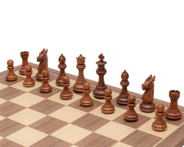 Jeu d'échecs Trapani - Échiquier en Erable et Noyer & Pièces en Acacia et Bois de Buis