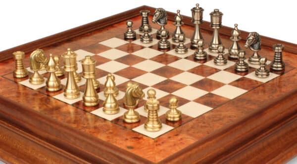 Jeu d'Échecs Perse - Échiquier en bois de Bruyère et Bois d'Orme avec tiroir & Pièces en laiton massif