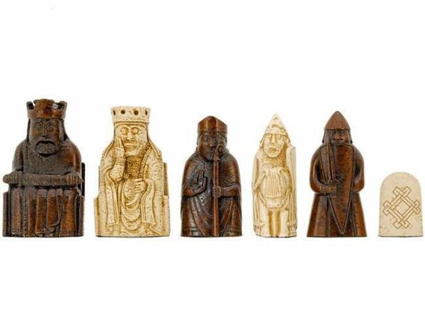 Jeu d'Echecs "Ile de Lewis I" en Résine
