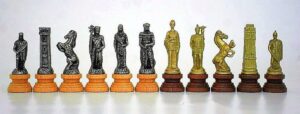 Jeu d'Echecs "Romains vs Barbares" en Bois et Métal