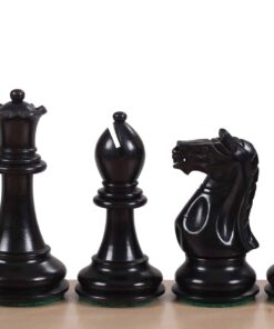 75 '' Pièces d'échecs